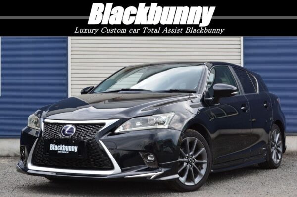 Blackbunny　CT200ｈ　後期Ｆスポーツ仕様